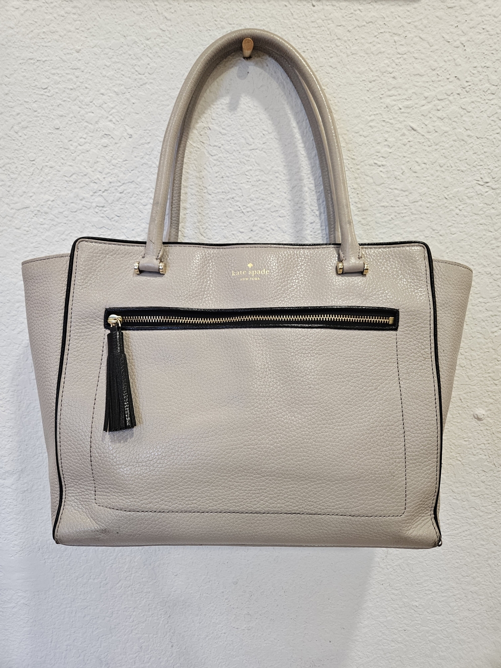 Kate Spade Chester Street Allyn Pebbled Leather Satchel Tote Bag Beige Black